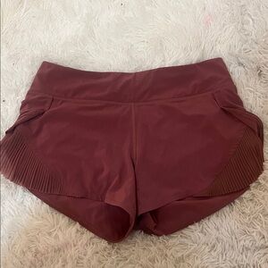 Women’s lululemon shorts!